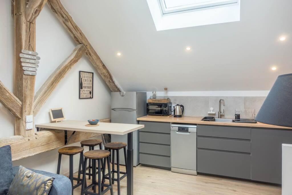 Maison/Appartement Avec Jardin Saint-Denis-en-Val Екстериор снимка