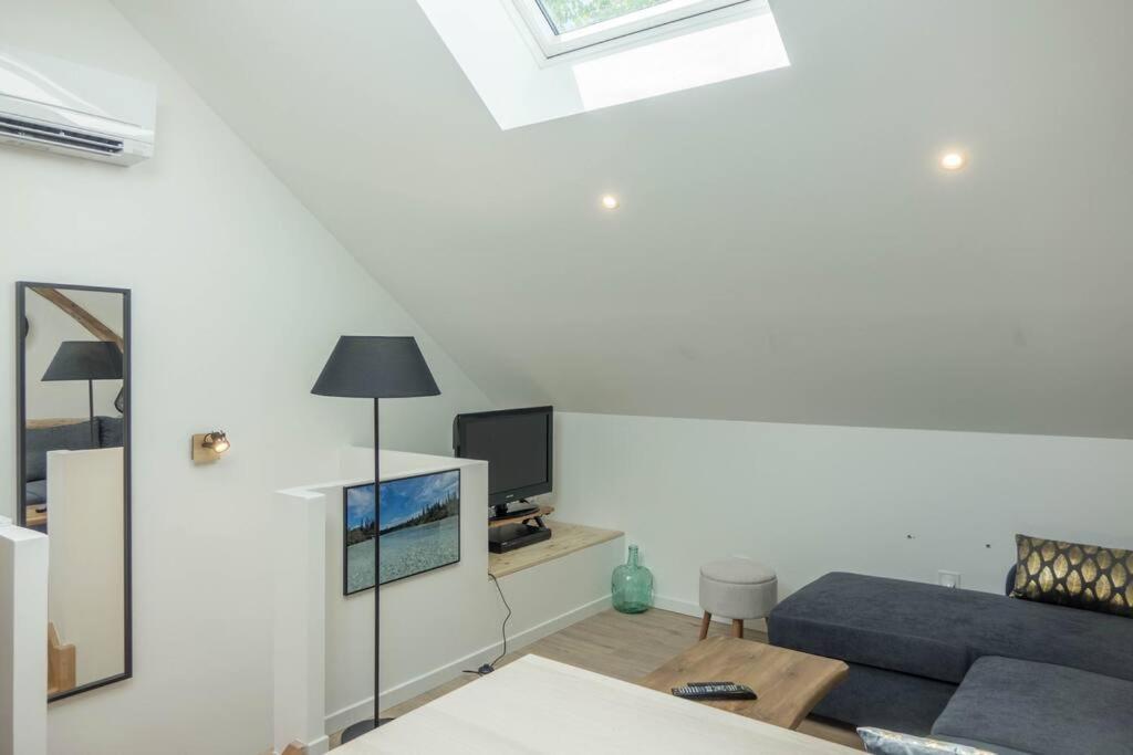 Maison/Appartement Avec Jardin Saint-Denis-en-Val Екстериор снимка