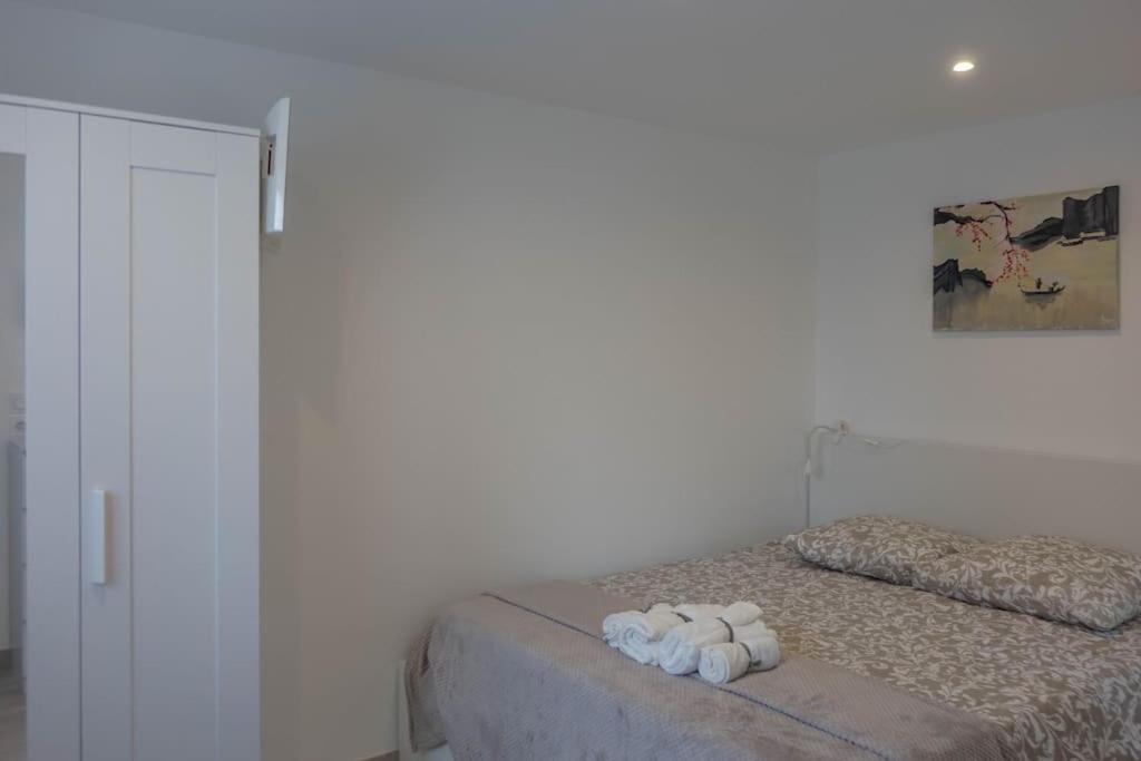 Maison/Appartement Avec Jardin Saint-Denis-en-Val Екстериор снимка